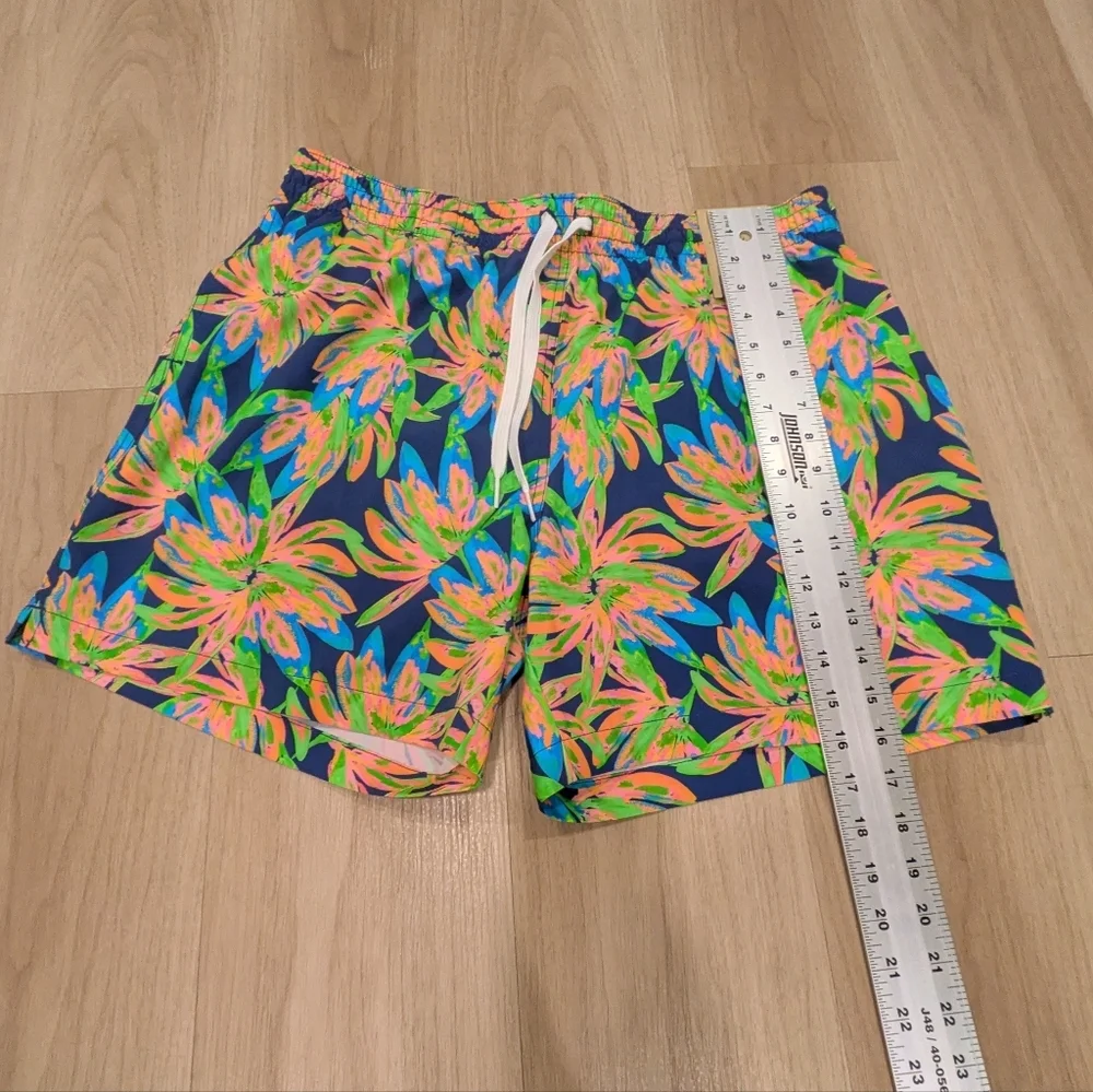 Chubbies Florescent Leaves Swim Trunks Size XL